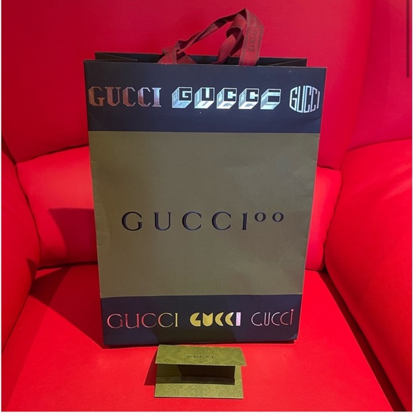 Gucci shopping bag and envelope - Picture 2 of 10